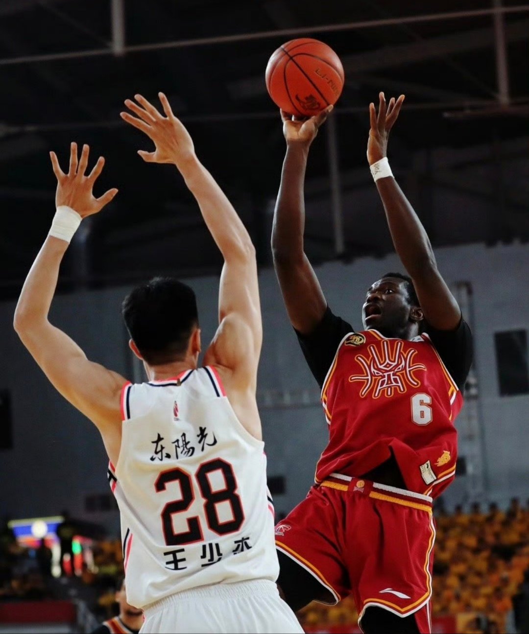 乐鱼加时末段突围战来临，拉齐奥围绕CBA常规赛刷新队史纪录，态度坚定，数据趋势出现新变化的简单介绍